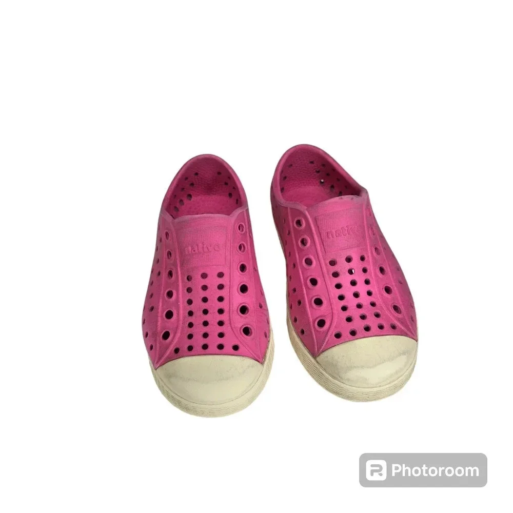 Native Pink Jefferson Slip-On Shoes‎